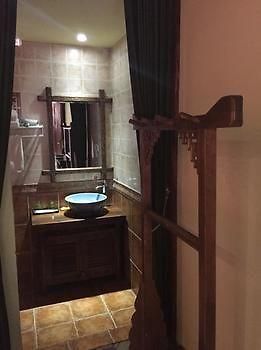 Lijiang Encounter Days Inn Екстер'єр фото