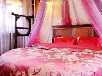 Lijiang Encounter Days Inn Екстер'єр фото