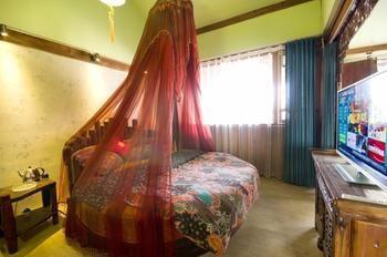 Lijiang Encounter Days Inn Екстер'єр фото