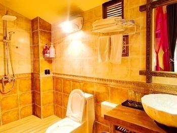 Lijiang Encounter Days Inn Екстер'єр фото
