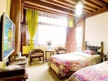 Lijiang Encounter Days Inn Екстер'єр фото