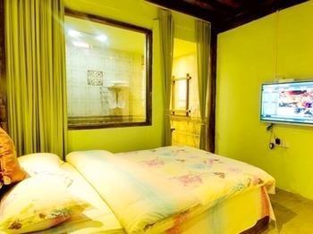 Lijiang Encounter Days Inn Екстер'єр фото